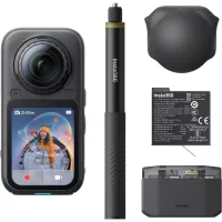 Insta360 X6 360° kamera, Essential Bundle (fekete)