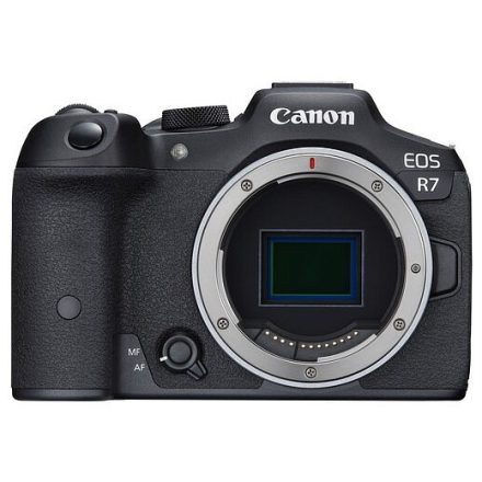 Canon EOS R7 kit (EF-EOS R Mount adapter)