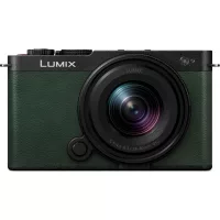   Panasonic Lumix S9 MILC fényképezőgép kit (18-40mm f/4.5-6.3) (sötét olívazöld)