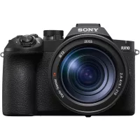 Sony RX10 V bridge fényképezőgép