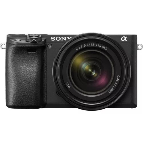   Sony Alpha 6400M kit (18-135mm f/3.5-5.6) (fekete) (ILCE6400AMB.CEC) (hálózati adapter nélkül)