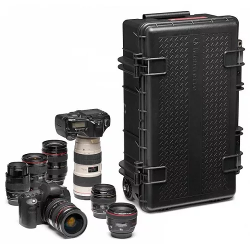   Manfrotto Pro Light Reloader Tough-55 gurulós kemény bőrönd, kézipoggyász méretű magas tetejű (MB PL-RL-TH55)