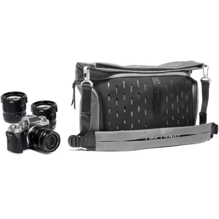 Manfrotto Uncover Messenger 12L oldaltáska (szürke/fekete)