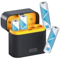   Newell négycsatornás töltő + 4 db Li-ion AA akkumulátor (2200 mAh)