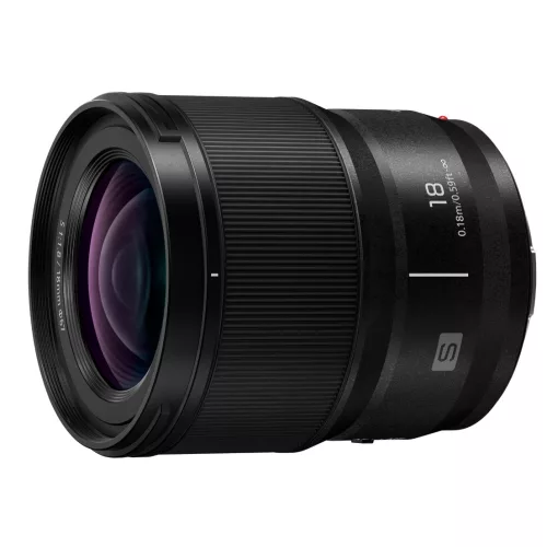 Panasonic Lumix S 18mm f/1.8 objektív