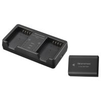   OM SYSTEM SBCX-1 akkumulátor és töltő kit (OM SYSTEM OM-1, OM-3)