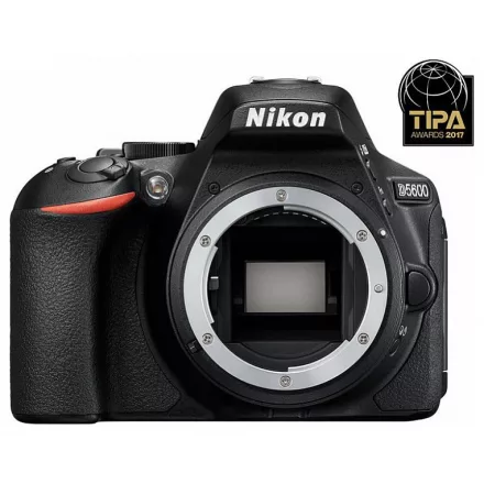 Nikon D5600 váz (használt)