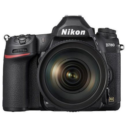 Nikon D780 kit (24-120mm f/4 VR)