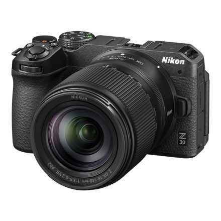 Nikon Z30 kit (DX 18-140mm f/3.5-6.3 VR)
