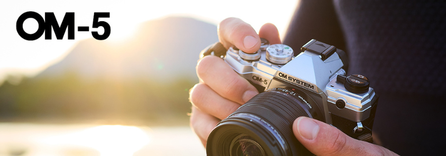 Megérkezett az OM SYSTEM OM-5, a strapabíró kis kalandkamera