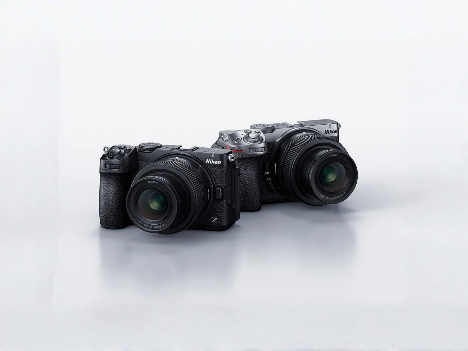 Nikon Z5IIC fekete és ezüst kivitelben, NIKKOR Z objektívekkel